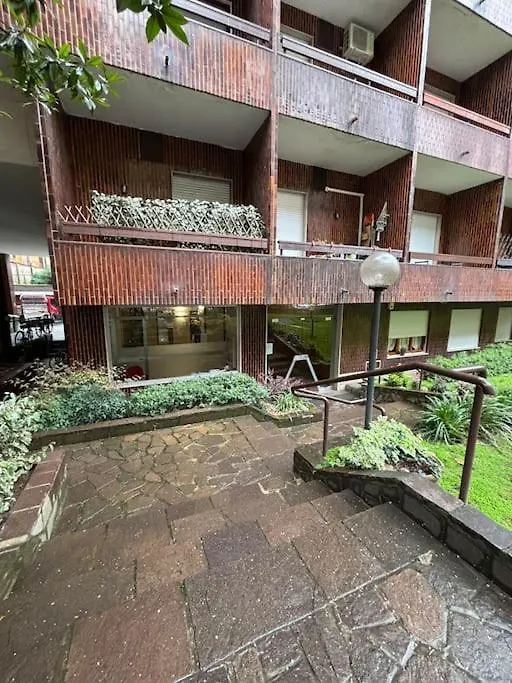Green Oasis In The Center Of Milán Apartmán